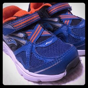Boys saucony sneakers.